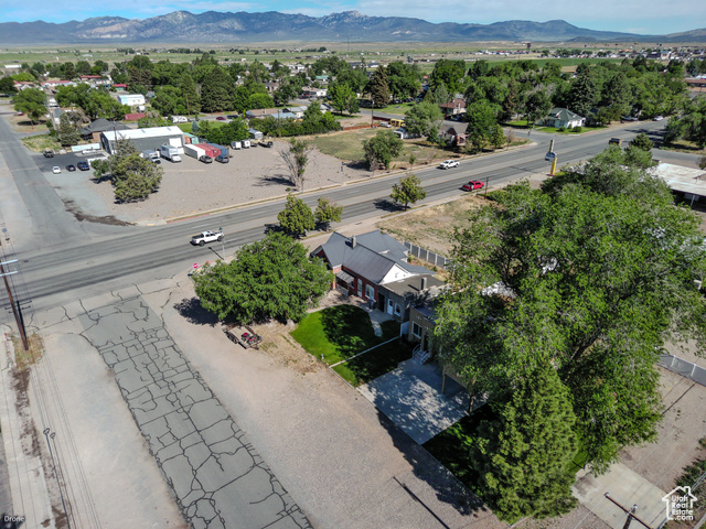 410 North Main Street Beaver, UT 84713 - Photo 28 of 31 Aerial view of a mountainous background