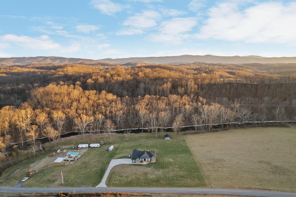 691 Fox Valley Road Marion, VA 24354 - Photo 57 of 65 Gallery Image 57