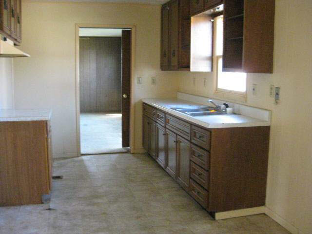 4469 West St Road Frankfort, IN 46041 - Photo 6 of 6 Gallery Image 6