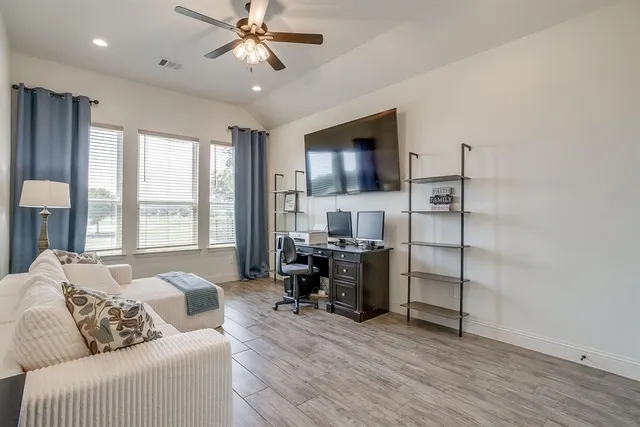 $635,000 | 1225 Crown Valley Drive, Weatherford, TX 76087