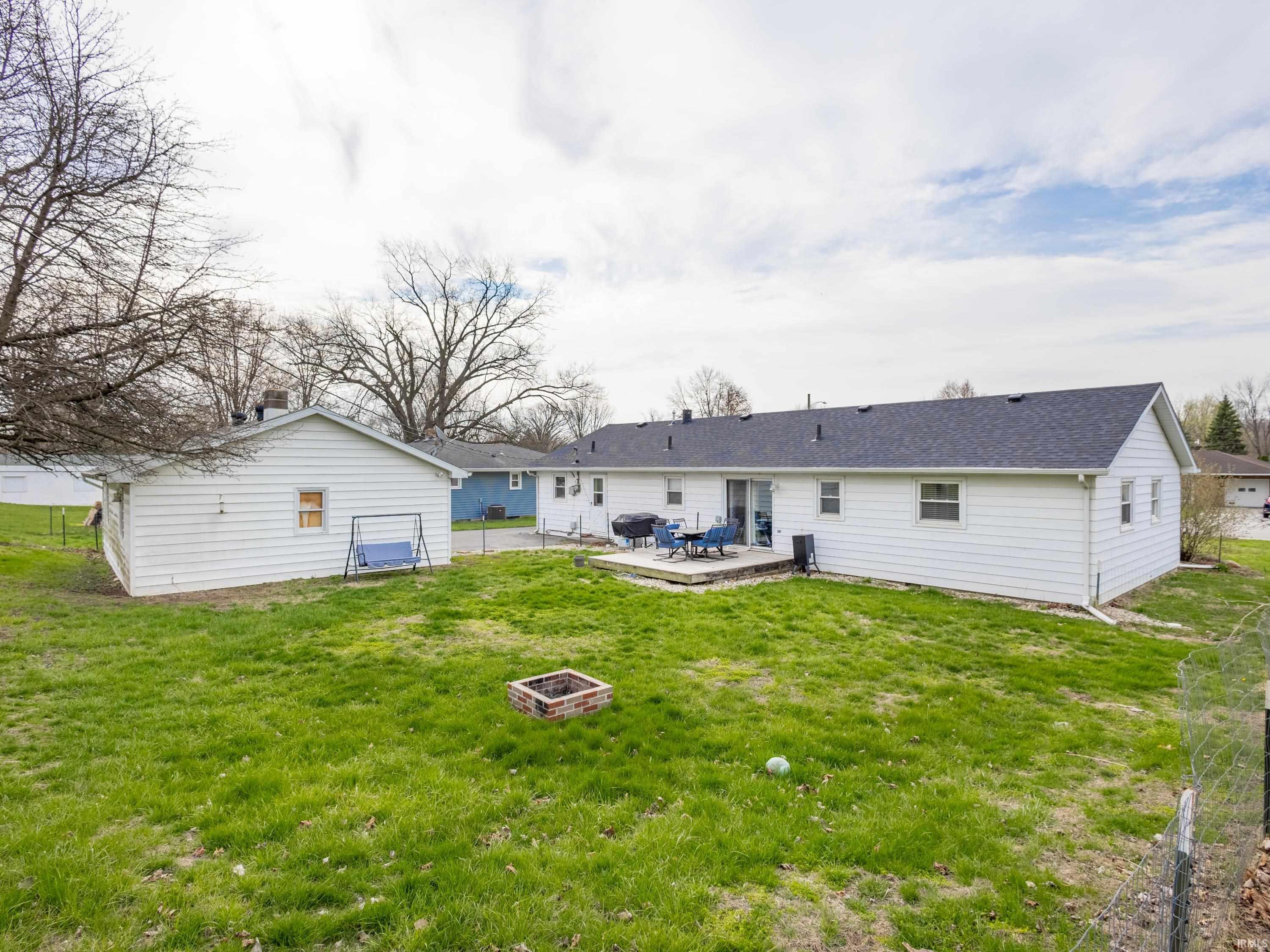 3716 Knoll Road Fort Wayne, IN 46809 - Photo 4 of 22 Gallery Image 4