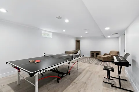 3 Hedges Avenue, East Hampton, NY 11937