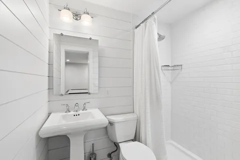 3 Hedges Avenue, East Hampton, NY 11937