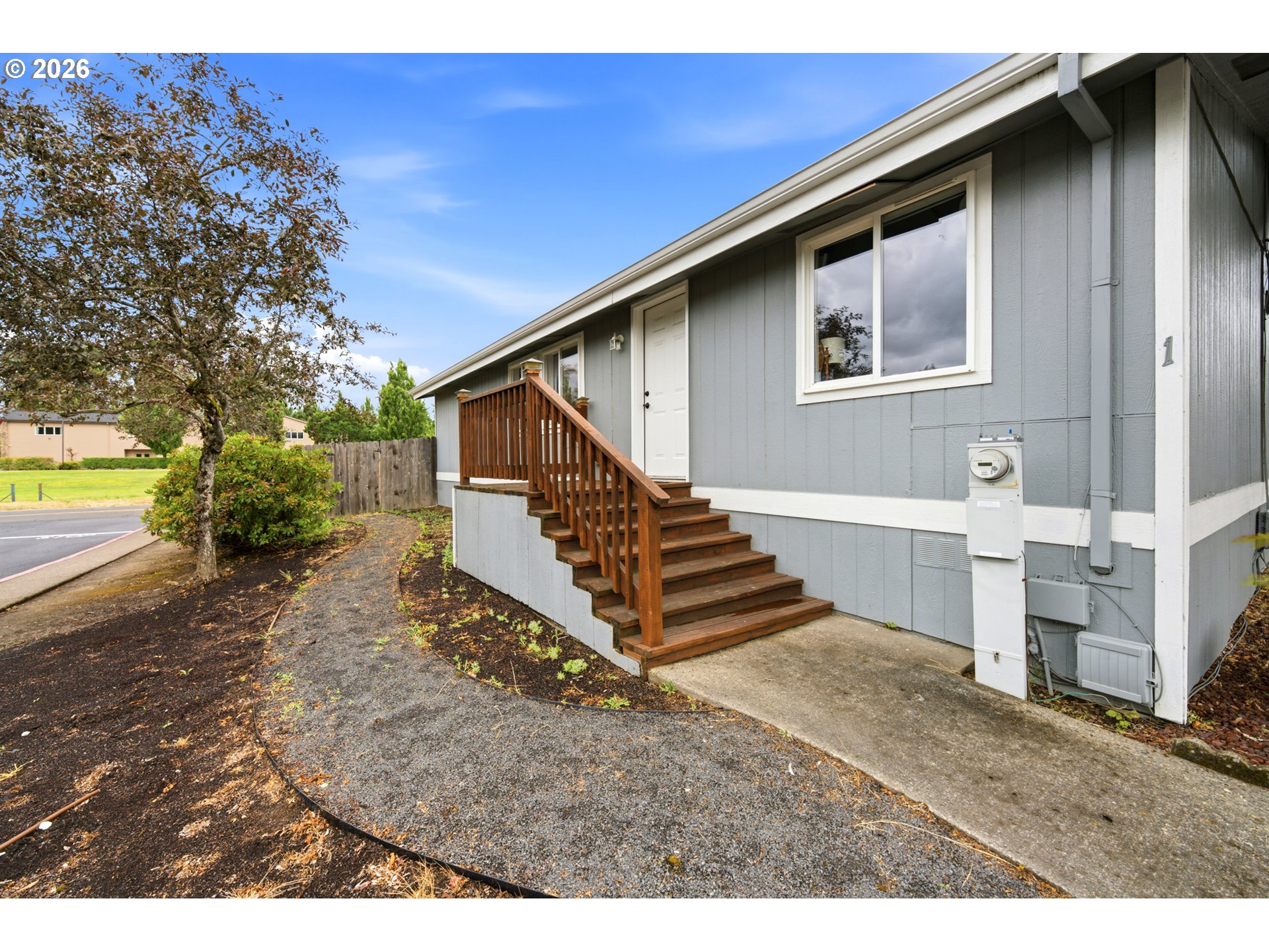 1949 Southeast Palmquist Road Gresham, OR 97080 - Photo 5 of 34