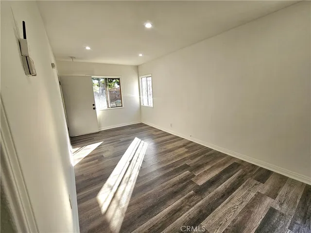 $650,000 | 1555 East 107th Street, Los Angeles, CA 90002