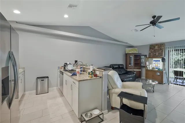 $529,900 | 4139 Southwest 8th Place, Cape Coral, FL 33914