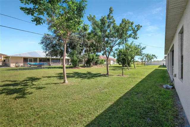 $529,900 | 4139 Southwest 8th Place, Cape Coral, FL 33914