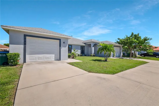 $529,900 | 4139 Southwest 8th Place, Cape Coral, FL 33914