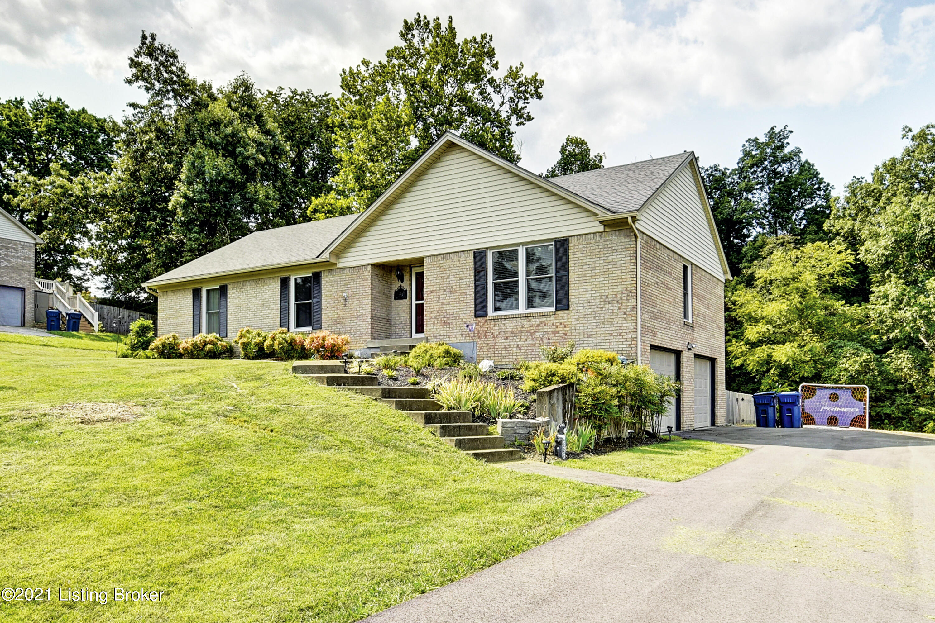 2312 Willow Reed Road La Grange, KY 40031 - Photo 5 of 38 _DSC6425_6_7_8_9