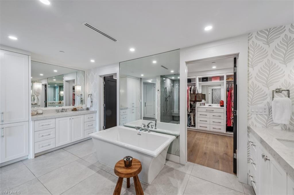 13925 Old Coast Road, Unit 1006 Naples, FL 34110 - Photo 19 of 23 Gallery Image 19
