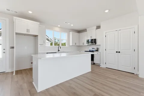 $449,900 | 1813 Flatwaters St Spring Hill, Spring Hill, TN 37174