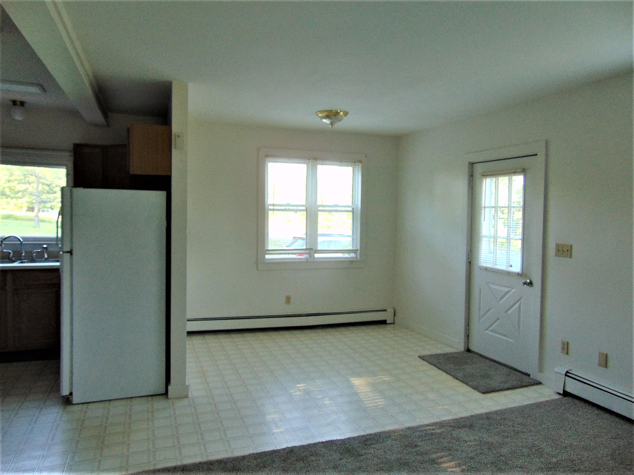 7 Runaround Pond Road Durham, ME 04222 - Photo 5 of 20 Dining Area
