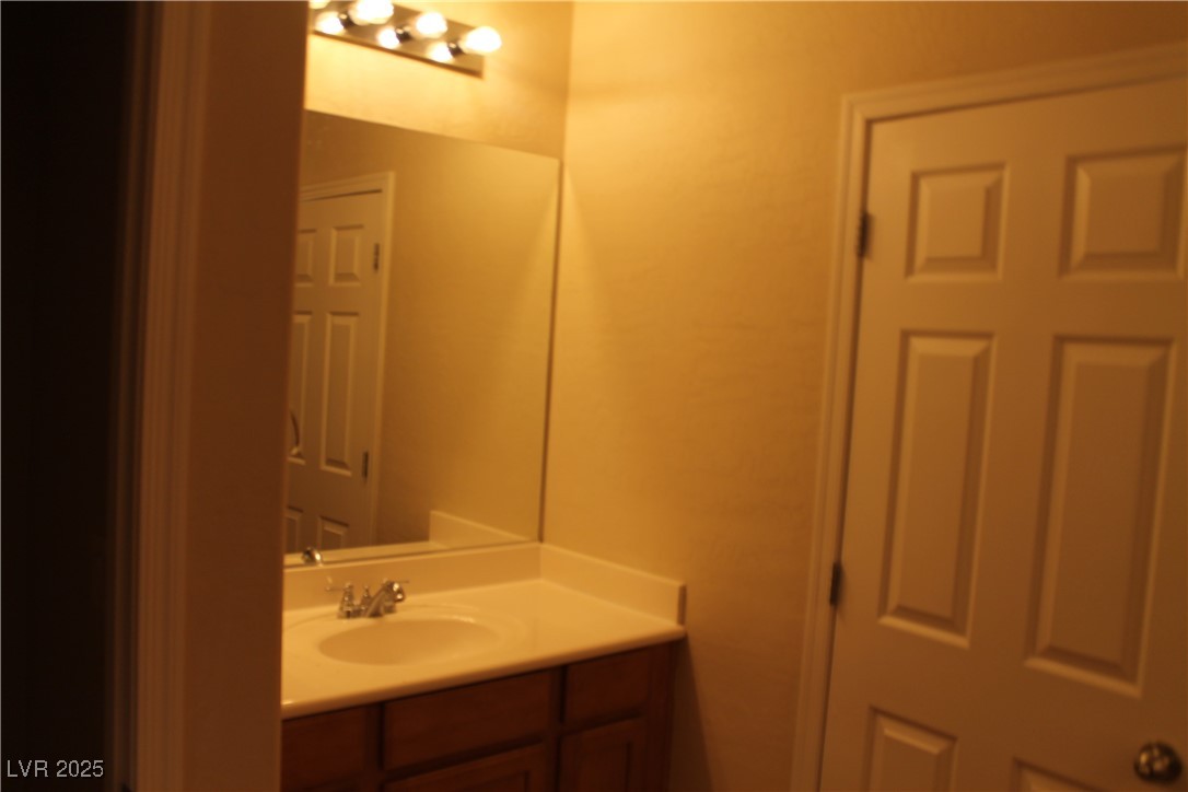 7352 Ravines Avenue Las Vegas, NV 89131 - Photo 86 of 93 Bathroom with vanity