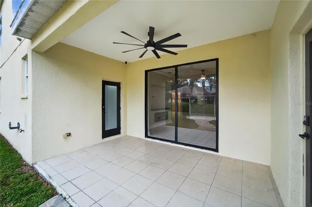 $585,000 | 2502 Bonterra Boulevard, Valrico, FL 33594