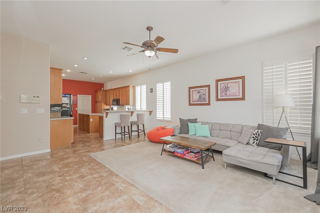 2207 Tedesca Drive Henderson, NV 89052 - Photo 10 of 41