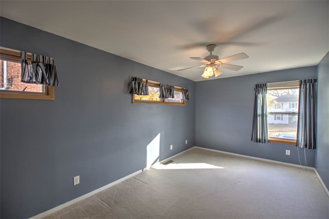285 South Glencoe Avenue Decatur, IL 62522 - Photo 20 of 33