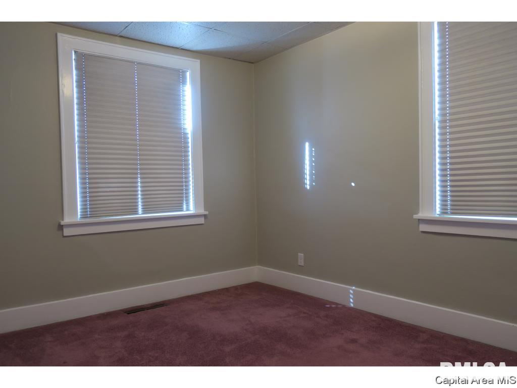 1108 North MacArthur Boulevard Springfield, IL 62702 - Photo 16 of 34
