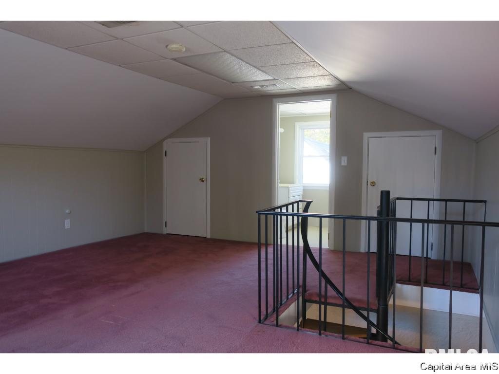 1108 North MacArthur Boulevard Springfield, IL 62702 - Photo 23 of 34