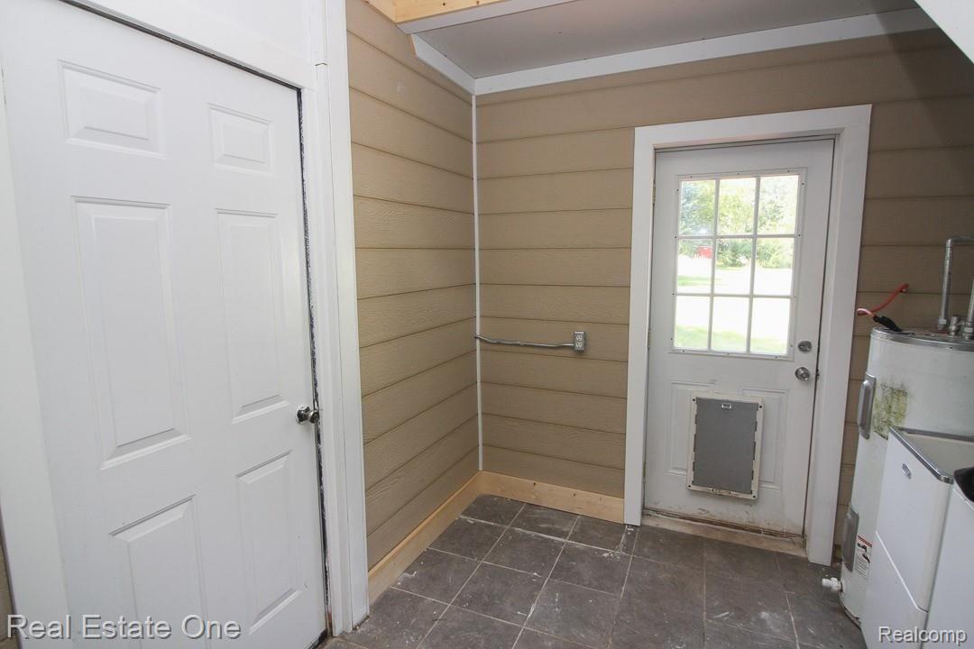 3234 Coolidge Highway Rochester, MI 48309 - Photo 23 of 28 Coolidge-26.jpg