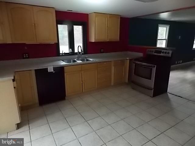 4419 Elliott Island Road Vienna, MD 21869 - Photo 2 of 14 Kitchen