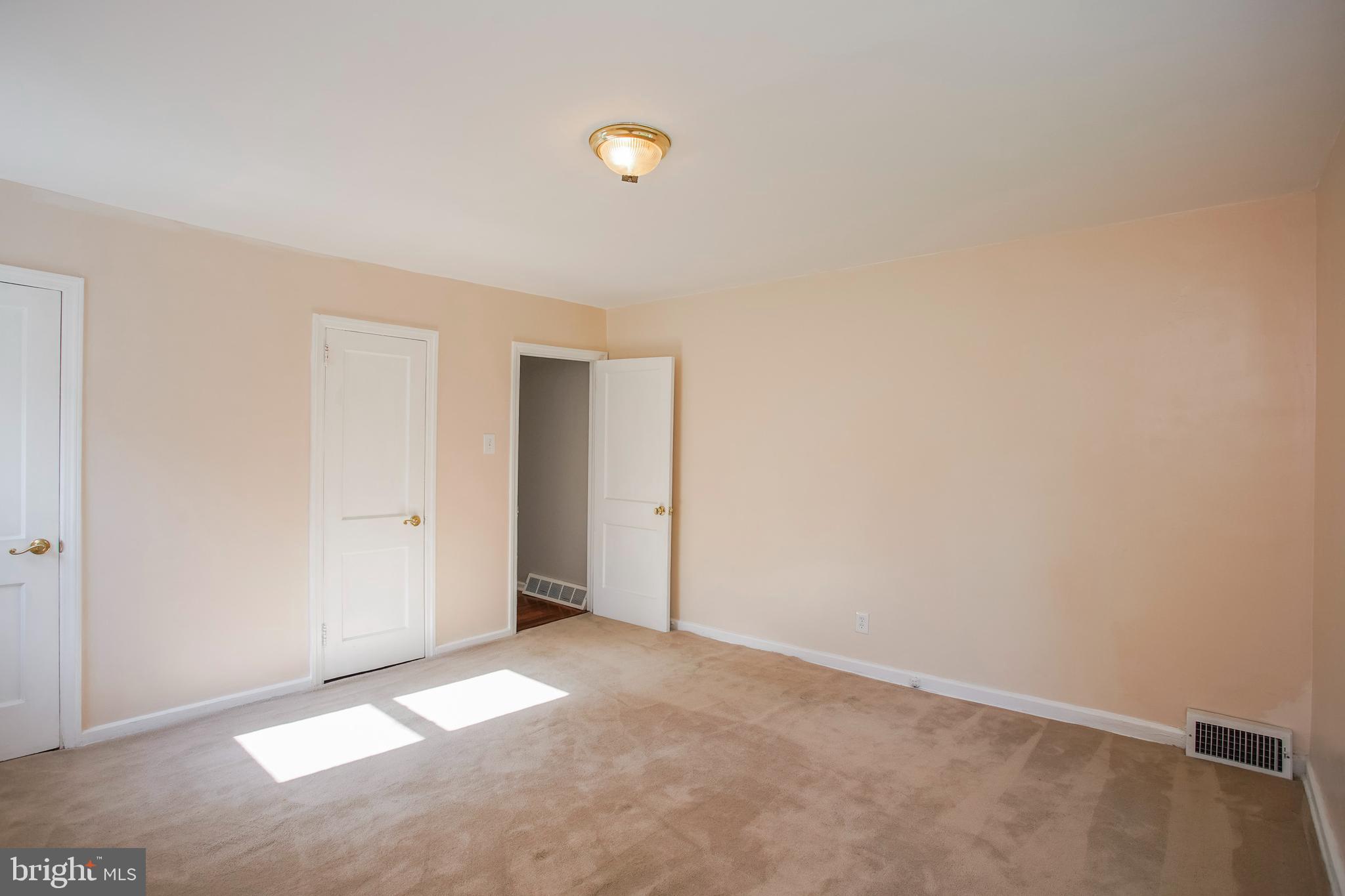 1455 Manoa Road Wynnewood, PA 19096 - Photo 19 of 42