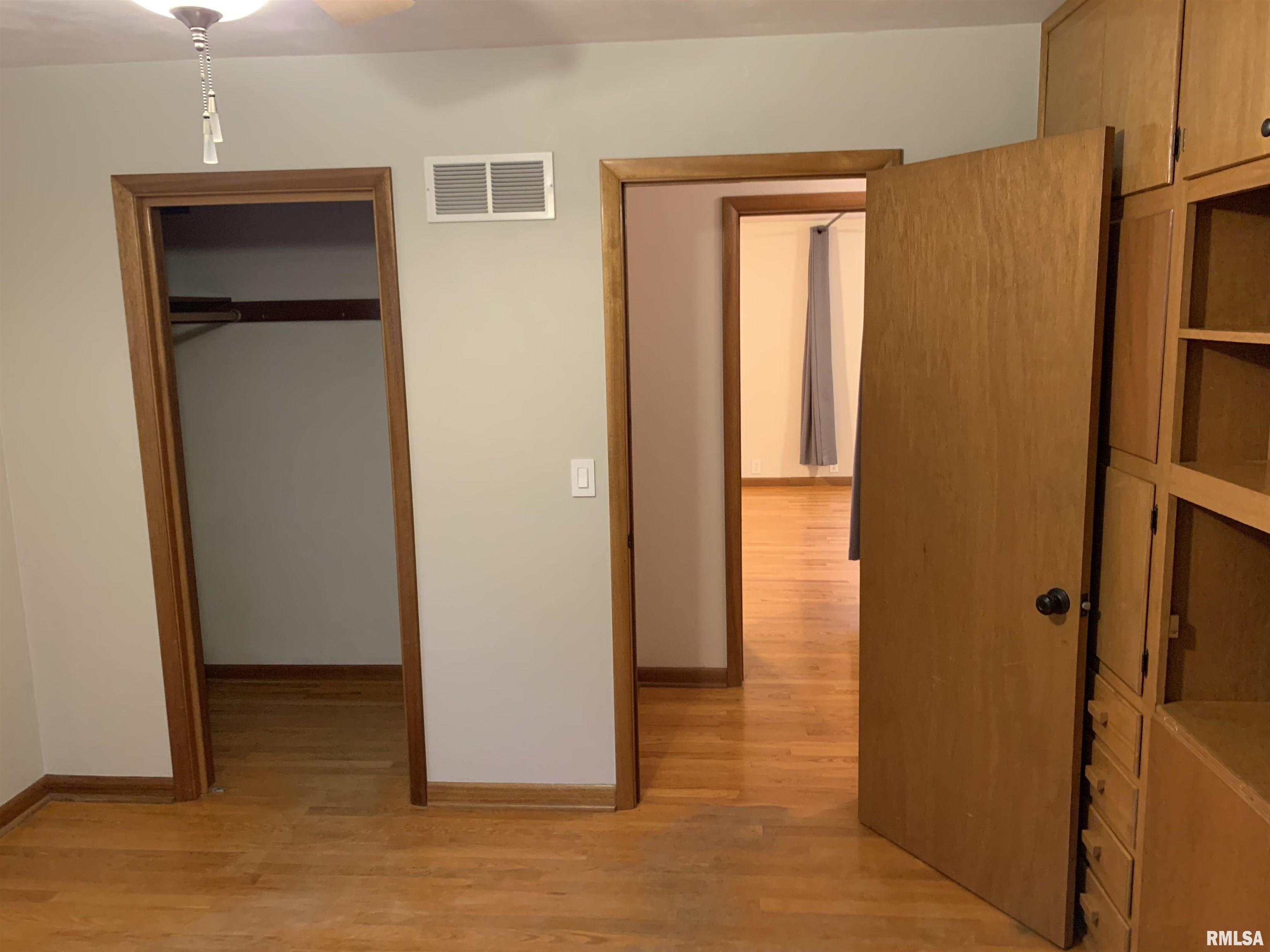 1409 West Adams Road Macomb, IL 61455 - Photo 13 of 28 Gallery Image 13