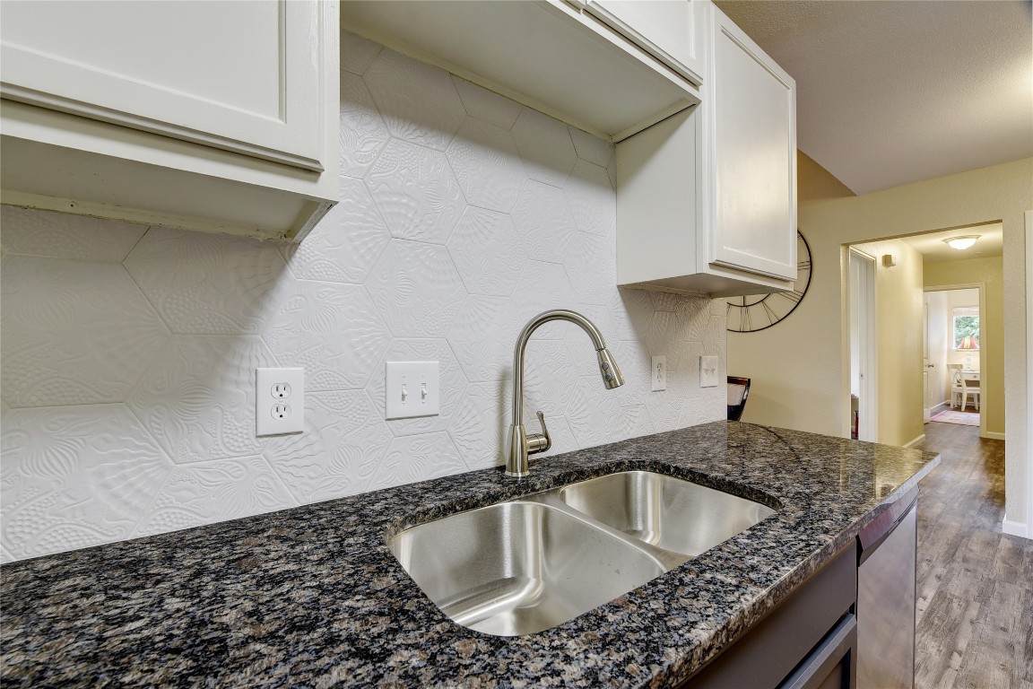 401 Blackson Avenue, Unit A Austin, TX 78752 - Photo 25 of 29 Virtually Staged