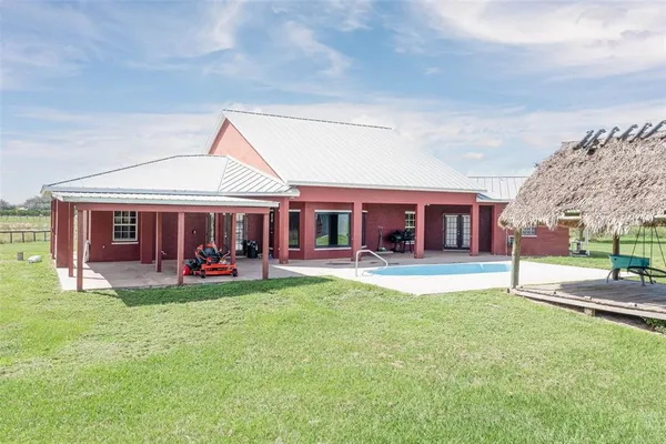$700,000 | 42 Clubhouse Road, Venus, FL 33960