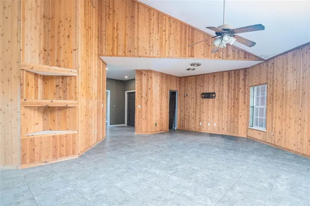 $700,000 | 42 Clubhouse Road, Venus, FL 33960