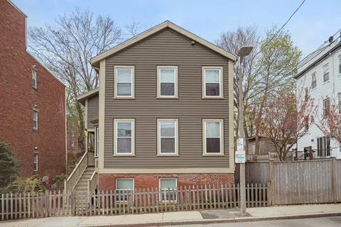 $629,000 | 19-21 Norfolk Street, Unit 1, Boston, MA 02119