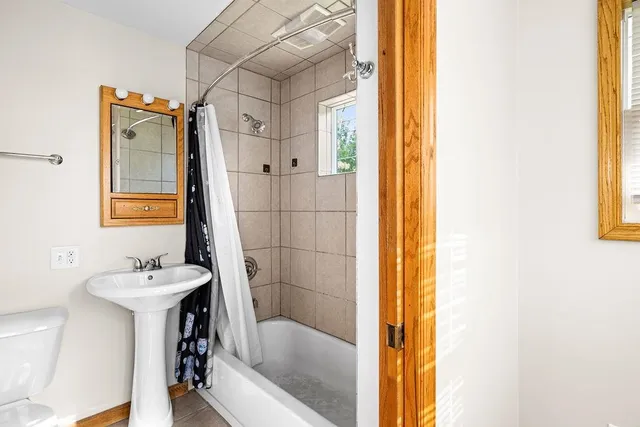 $299,900 | 412-414 West House Street, Duluth, MN 55808