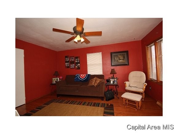 2409 East Keys Avenue Springfield, IL 62702 - Photo 6 of 22