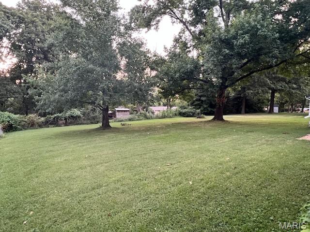 131 Holloway Road Ballwin, MO 63011 - Photo 8 of 10