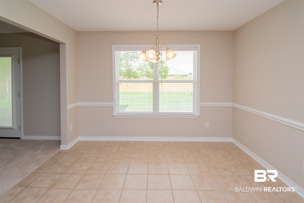 3220 Bloomington Drive Mobile, AL 36695 - Photo 7 of 27
