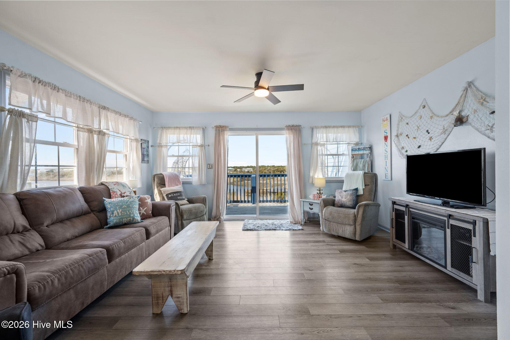 1413 New River Inlet Road North Topsail Beach, NC 28460 - Photo 11 of 50 30-web-or-mls-_RAD1775