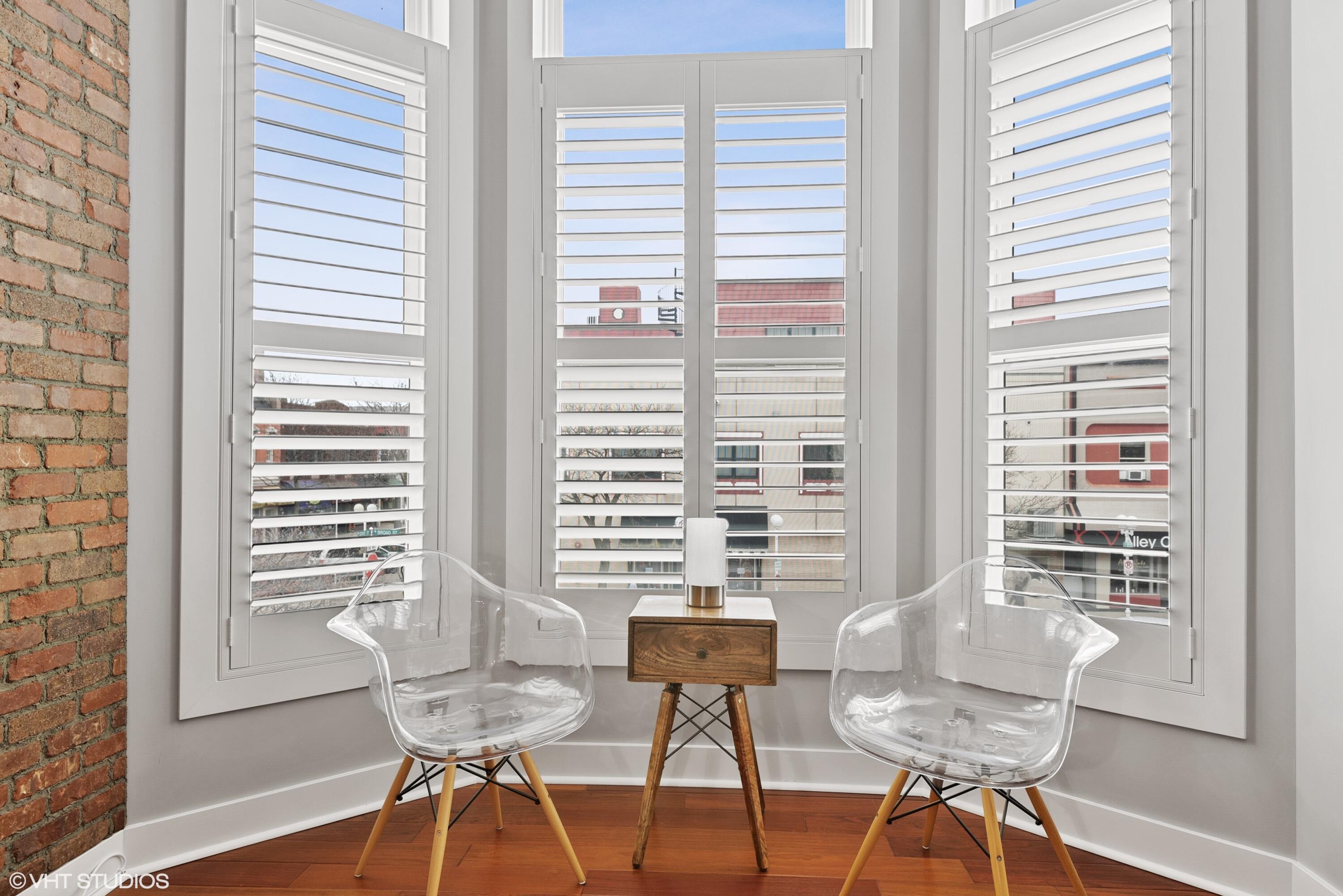 403 State Street, Unit 3 St. Joseph, MI 49085 - Photo 11 of 22 02_403State_3_165_LivingRoom_HiRes