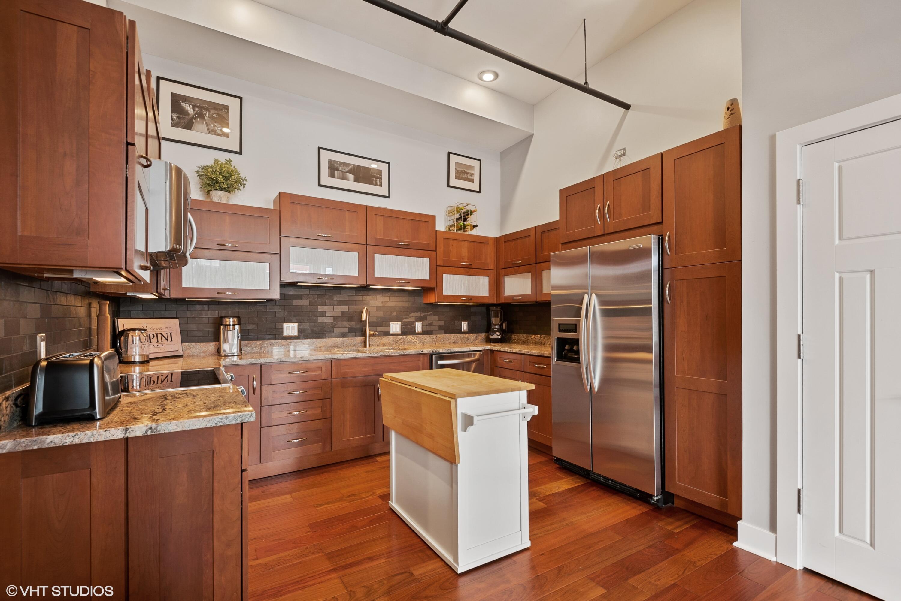 403 State Street, Unit 3 St. Joseph, MI 49085 - Photo 13 of 22 07_403State_3_177_Kitchen_HiRes