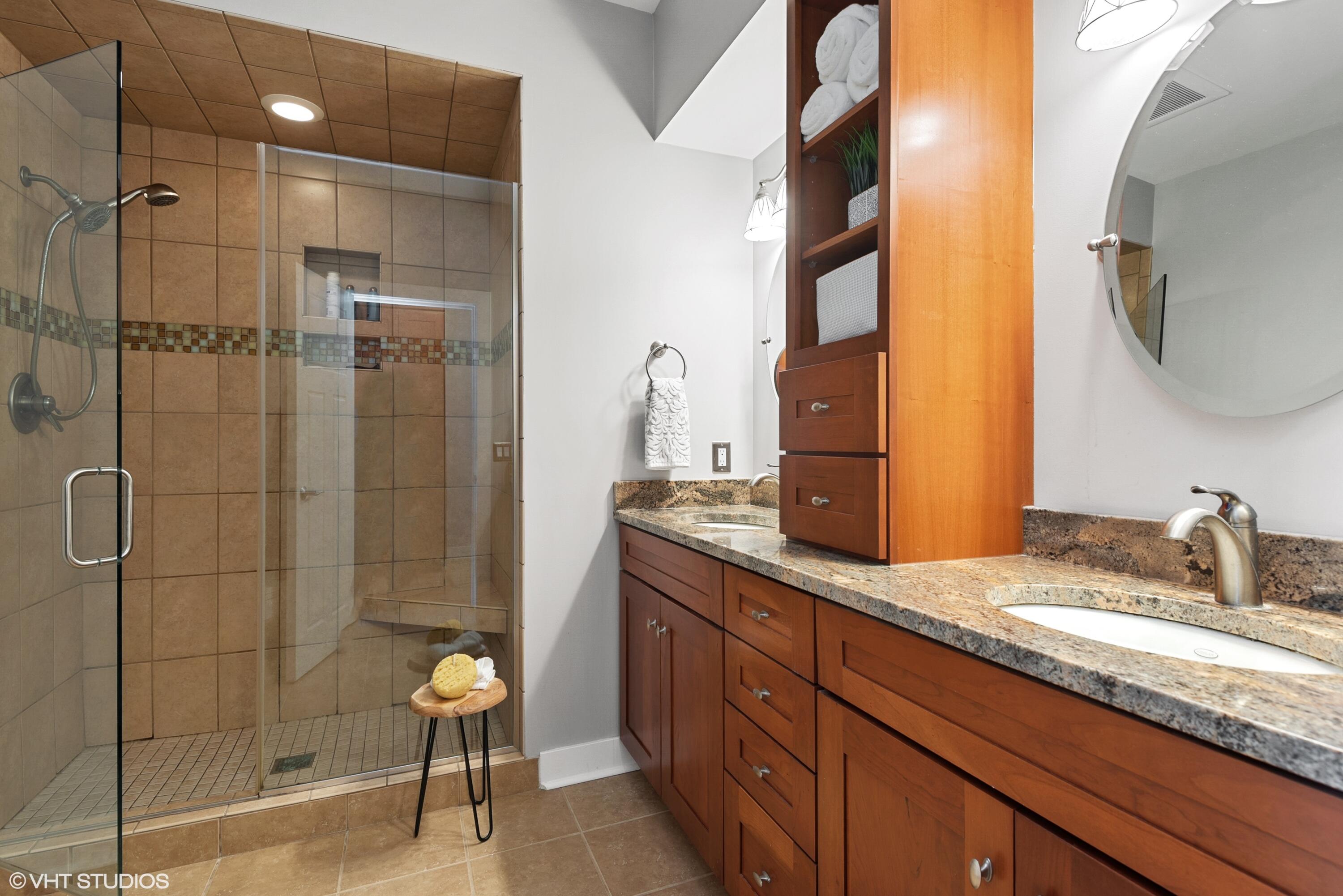 403 State Street, Unit 3 St. Joseph, MI 49085 - Photo 18 of 22 13_403State_3_13_PrimaryBathroom_HiRes