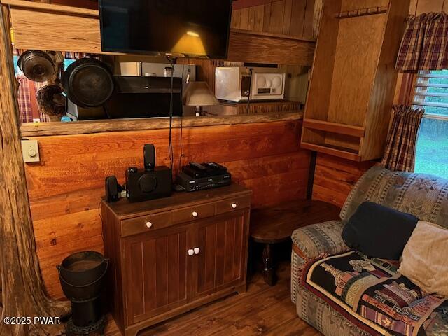 152 Pine Flats Road Dingmans Ferry, PA 18328 - Photo 4 of 34