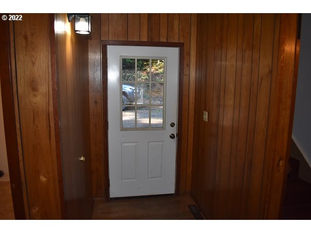604 Thorton Oar Lane Reedsport, OR 97467 - Photo 10 of 32