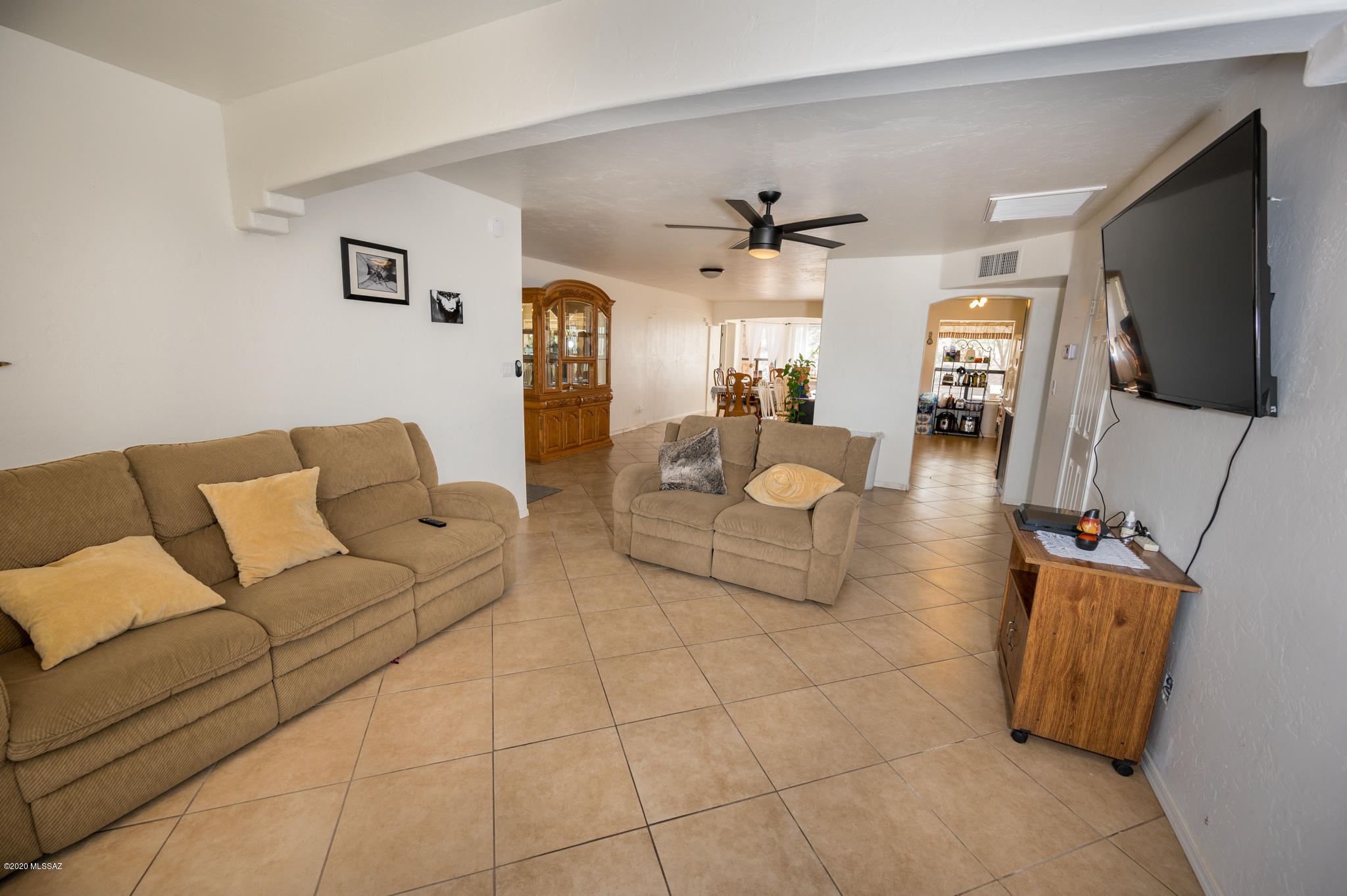 325 Valley View Drive Rio Rico, AZ 85648 - Photo 9 of 41