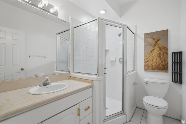 271 Golden Harvest Road Draper, UT 84020 - Photo 35 of 61 Private ensuite