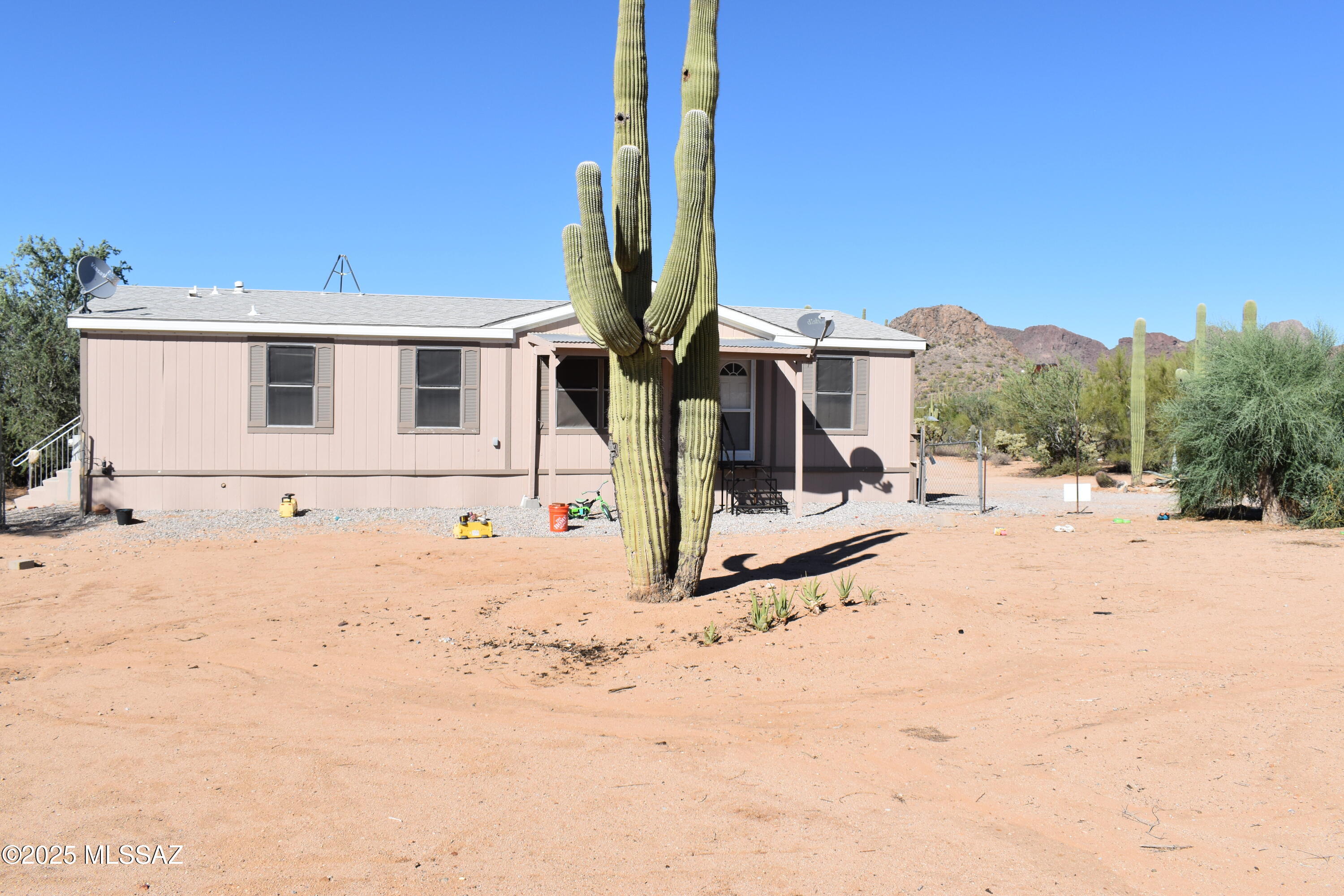 10305 West Orange Grove Road, Unit 3 Tucson, AZ 85743 - Photo 2 of 20