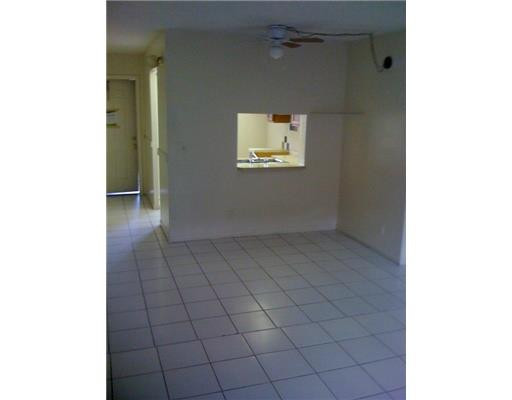 11200 West Sample Road, Unit 1A Coral Springs, FL 33065 - Photo 3 of 9 Dining Room