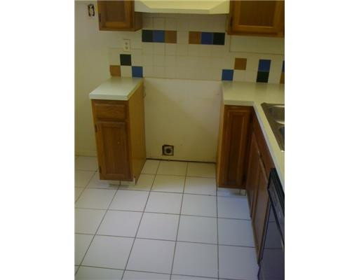 11200 West Sample Road, Unit 1A Coral Springs, FL 33065 - Photo 8 of 9 Kitchen