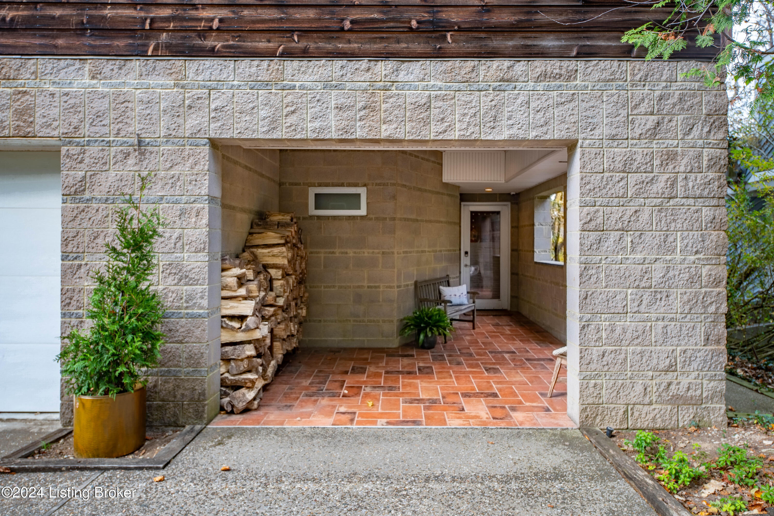 2706 Belknap Beach Road Prospect, KY 40059 - Photo 20 of 114 DSC02051-HDR