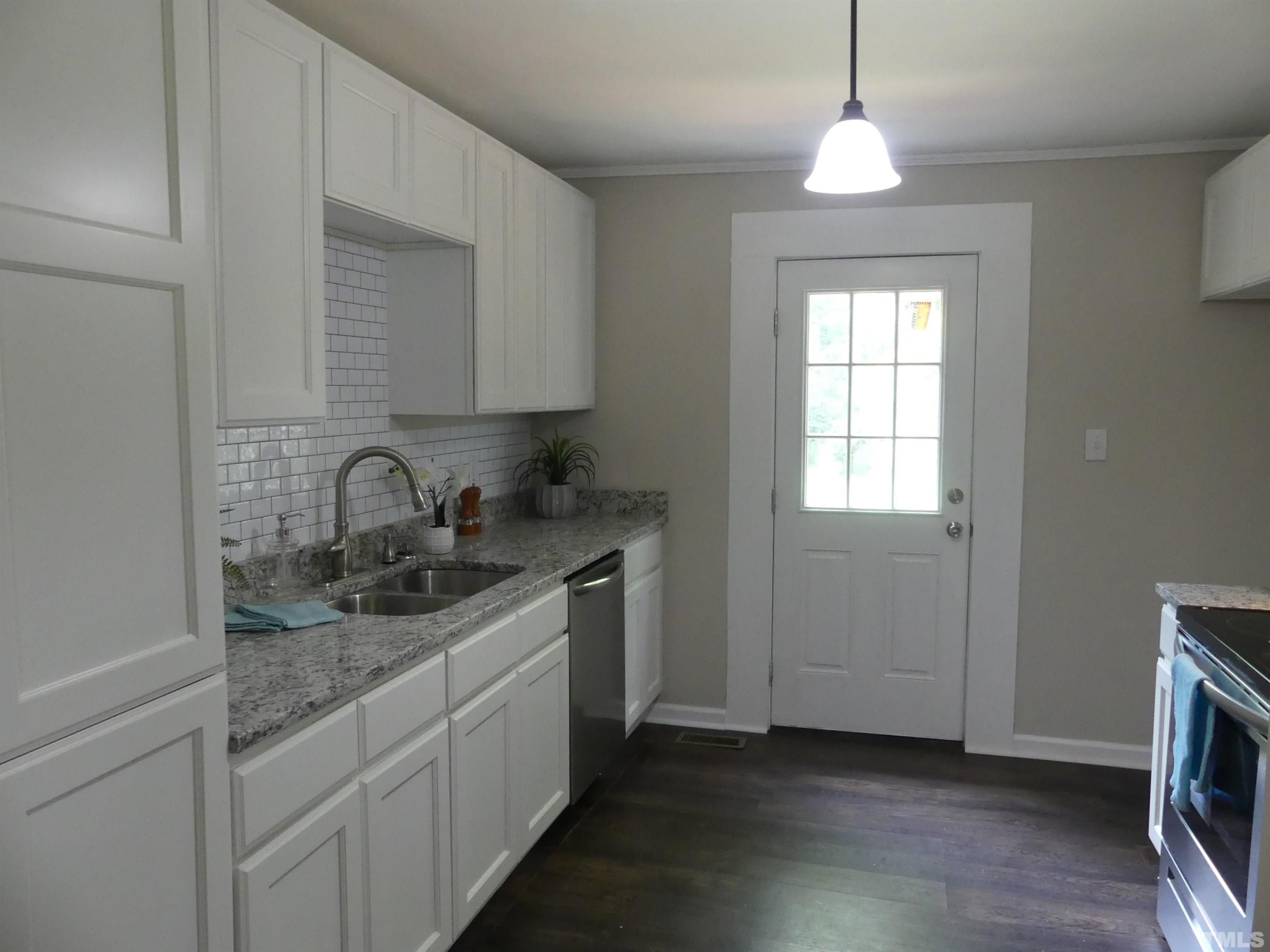 1408 Ellis Road Durham, NC 27703 - Photo 6 of 25 Gallery Image 6