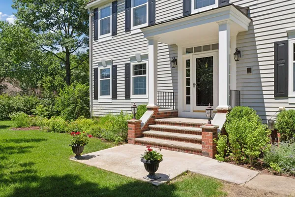 $995,000 | 10636 Purdey Road, Eden Prairie, MN 55347