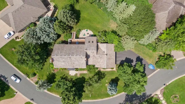 $995,000 | 10636 Purdey Road, Eden Prairie, MN 55347