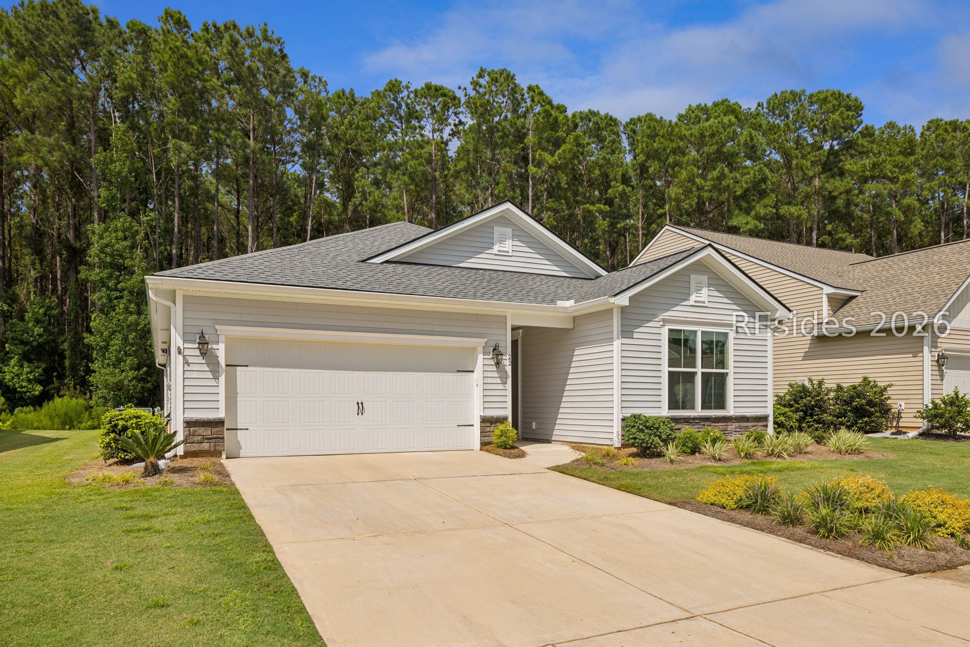 22 Jasmine Way Bluffton, SC 29909 - Photo 2 of 47 Gallery Image 2